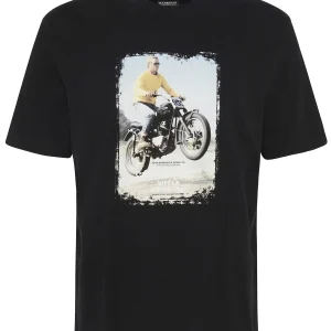 INTL COSTER SMQ GRAPHIC